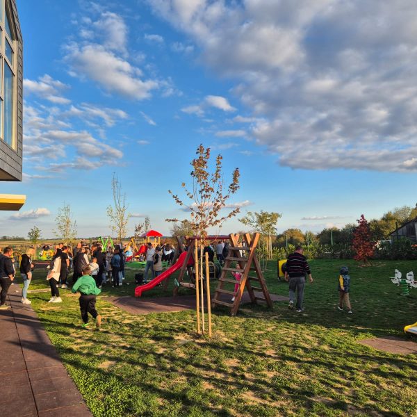 1a472bb1-8107-4262-8b16-a97b306c9e6f