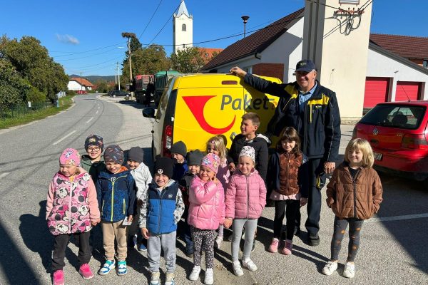Dječji tjedan, posjet poštanskom uredu